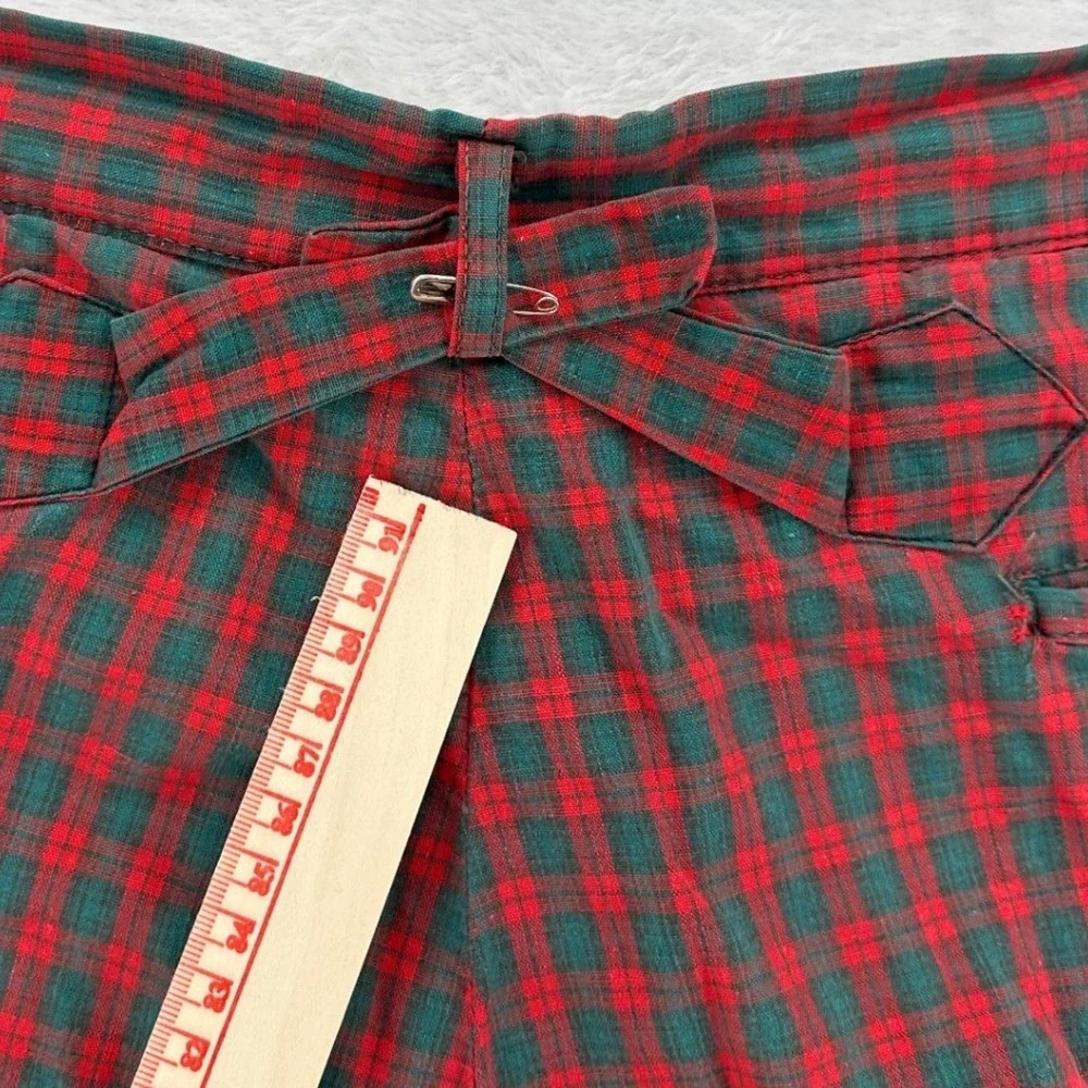 Vintage Red Green Plaid Cinch Back Shorts Men SZ 37 Flat Front Preppy Streetwear
